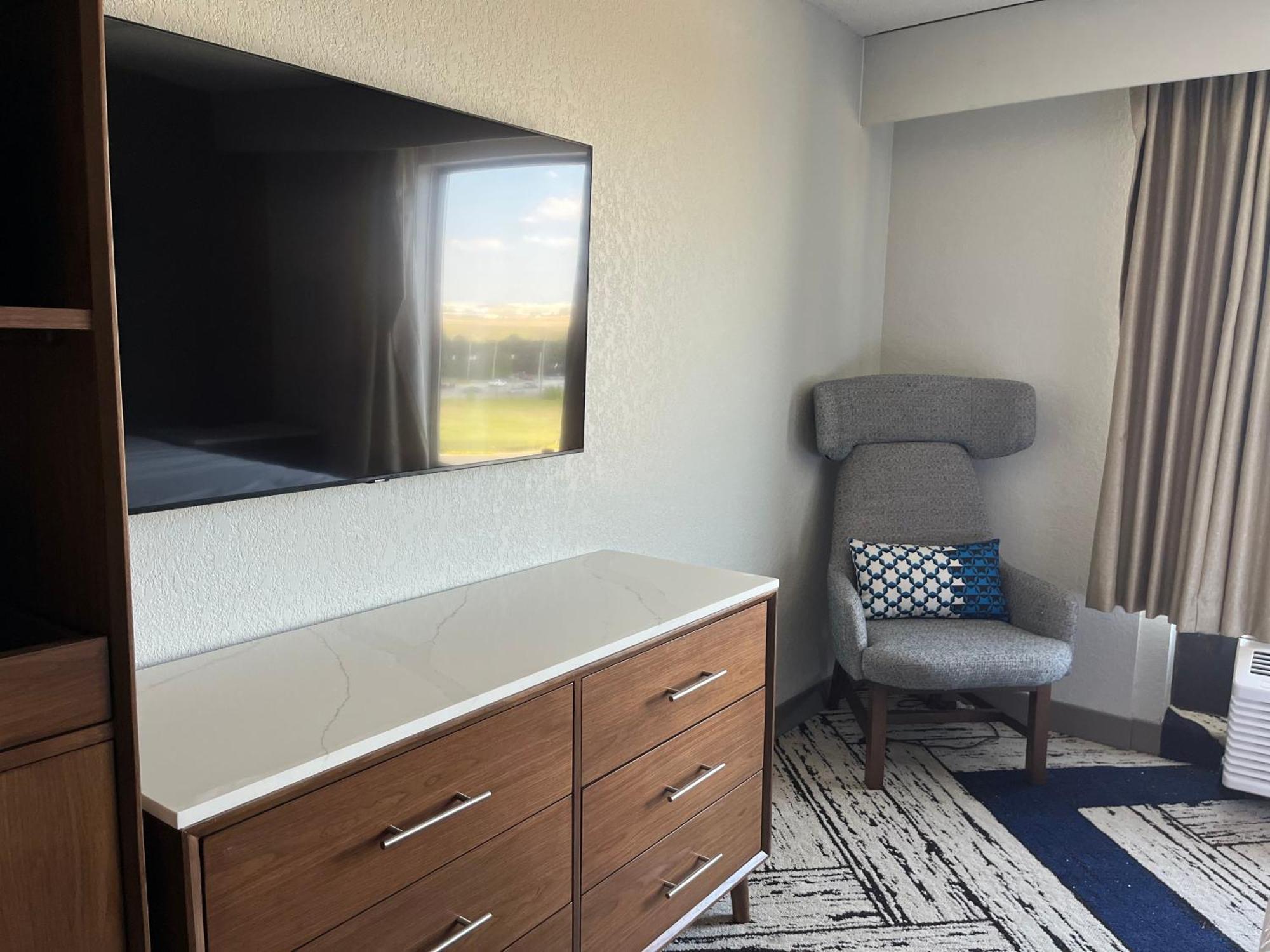 Sky Point Hotel & Suites - Atlanta Airport Forest Park Exterior foto