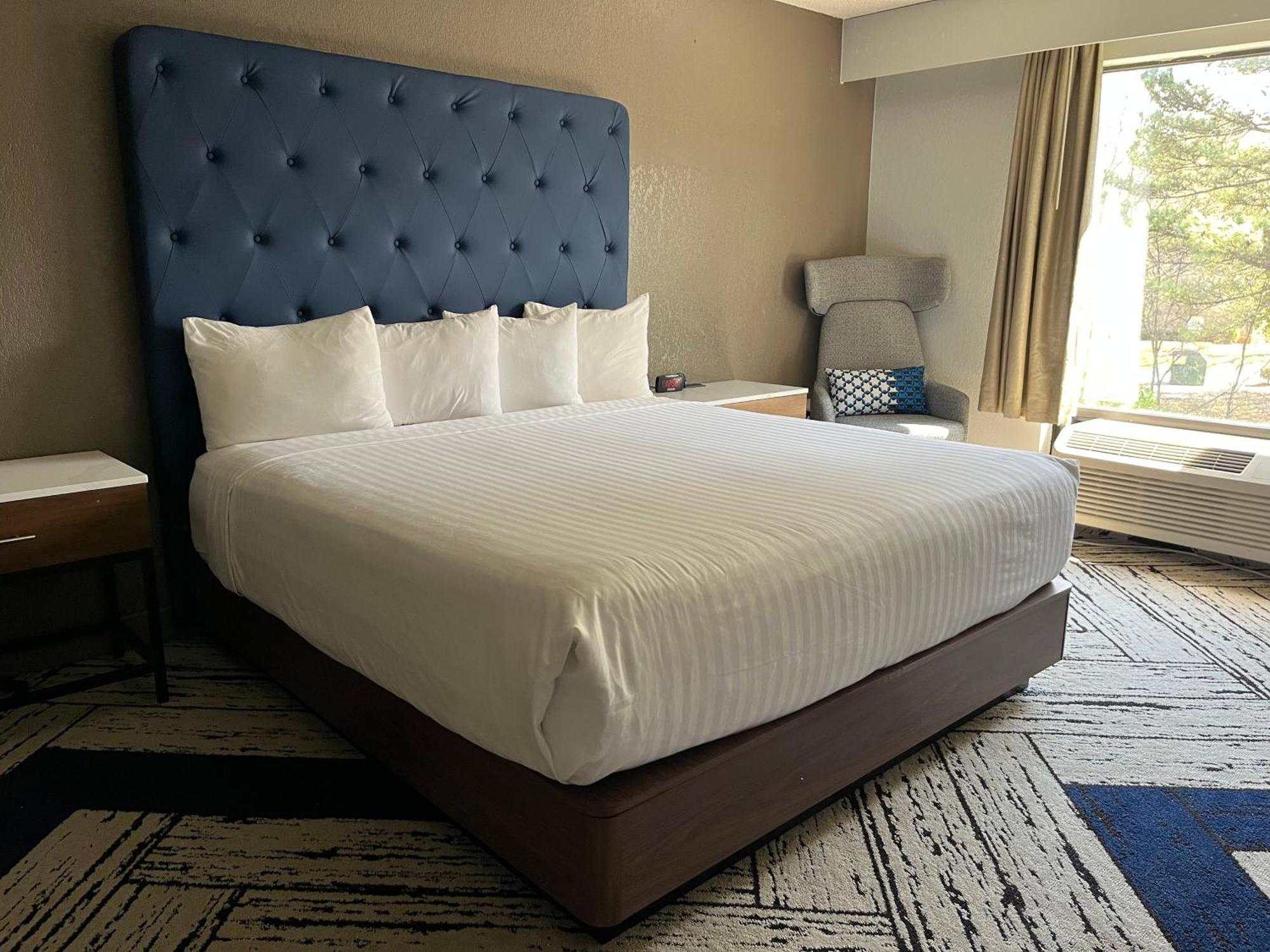 Sky Point Hotel & Suites - Atlanta Airport Forest Park Exterior foto