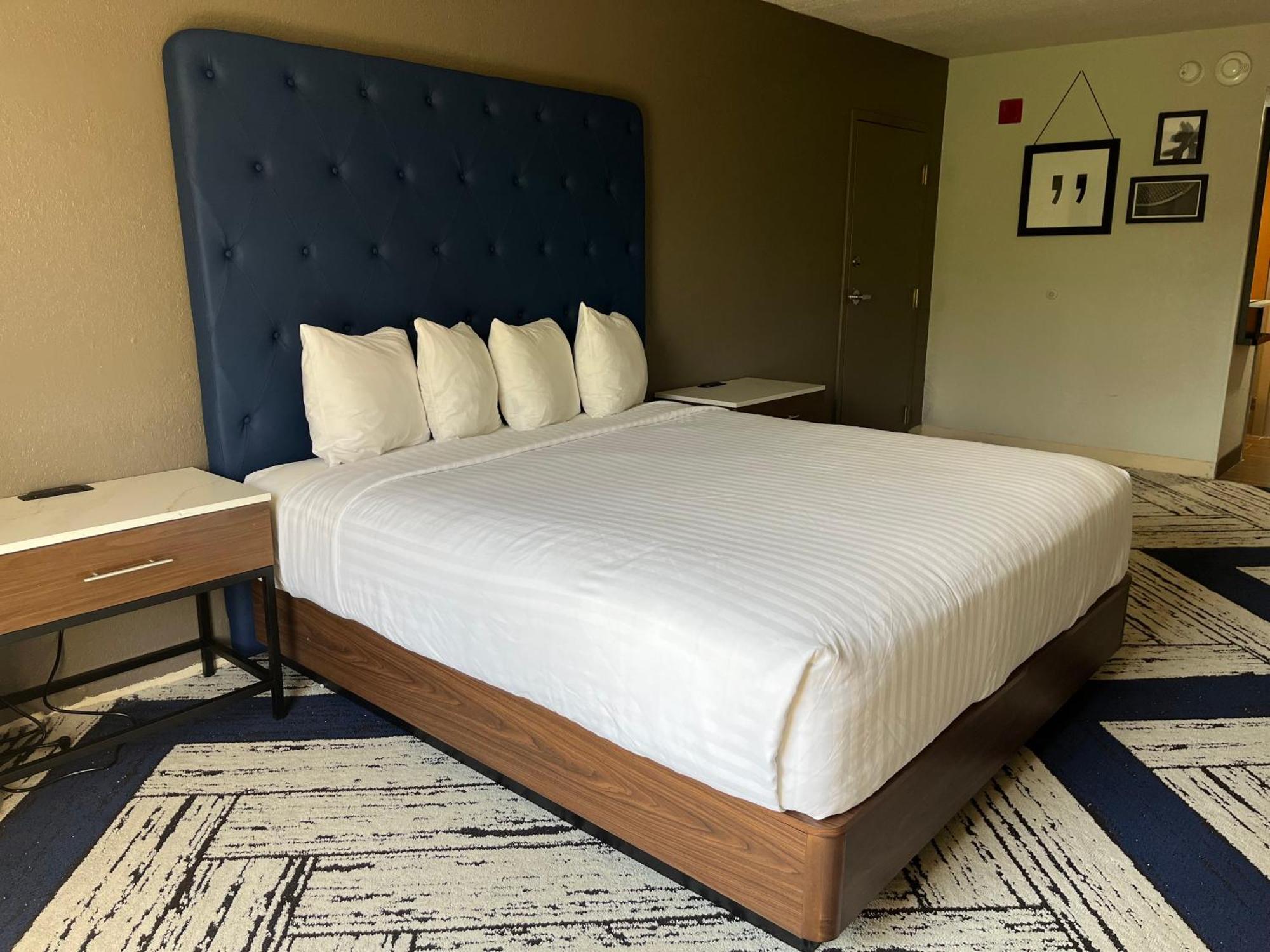 Sky Point Hotel & Suites - Atlanta Airport Forest Park Exterior foto